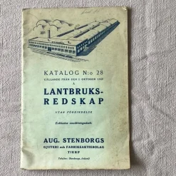 Tradera Katalog N:o 28: Lantbruksredskap^ Jordbruksmaskiner