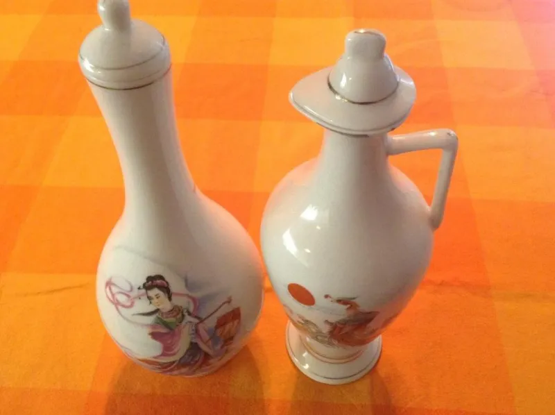 Tradera Kina karaffer^ Hushållsartiklar