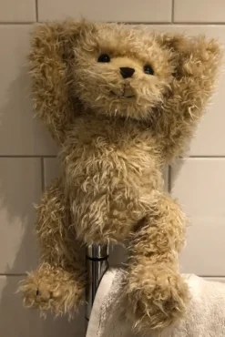 Tradera Nalle- & Teddybjörnar<Klassisk ledad nalle nallebjörn söt mjukisdjur retro vintage ca 40 cm Bukowski