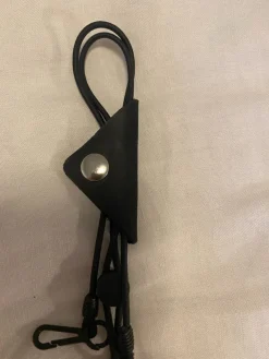 Tradera Klämma för trådande hörlurar^ Musiktillbehör