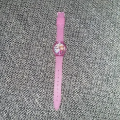 Tradera Klocka m Frost Anna och Elsa^ Barnklockor