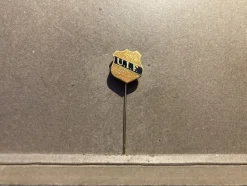 Tradera Pins & Nålar<Klubbnål Urshults IF, Tingsryd, Småland