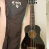 Tradera Koki'o Ukulele U-LLI-BK med Gigbag^ Musikinstrument