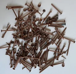 Tradera Kopparspikar och brickor> Kopparföremål