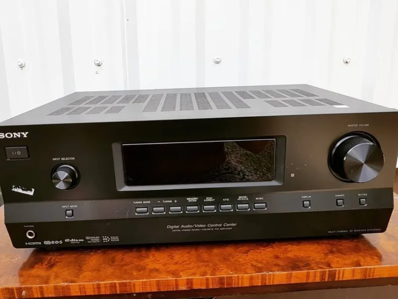 Tradera Kraftfull Sony Receiver STR-DH520 från 2005^ Hemmabio