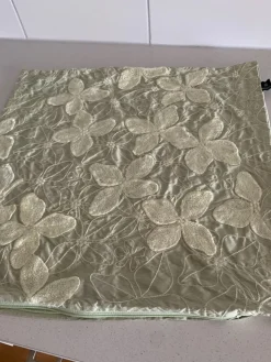 Tradera KUDDE MED FODRAL.^ Hemtextil