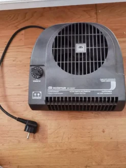 Tradera Kupévärmare Modernum omkopplingsbar 750-1400-2000W^ Biltillbehör