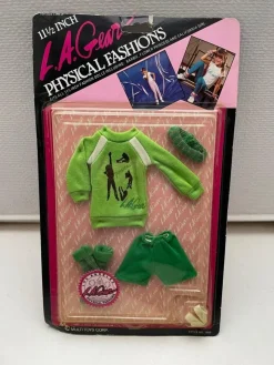Tradera L.A. Gear klädset för dockor vintage Multi Toys oöppnad - Physical Fashions #2^ Dockor
