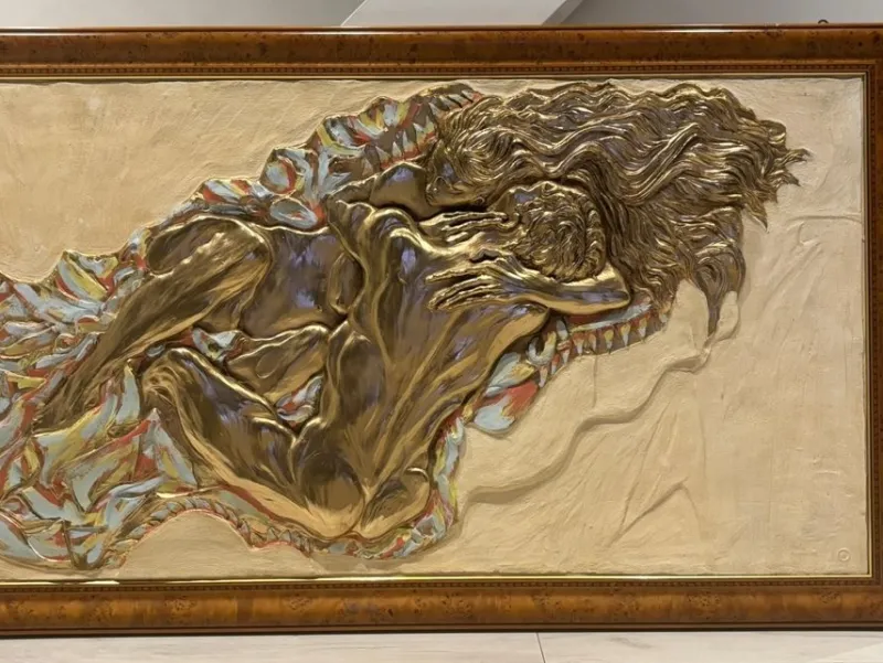 Tradera L'Abbraccio - Väggrelief från D'addamio Creazioni^ Reliefer