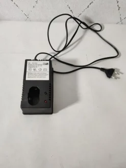 Tradera Varupartier<Laddare Cotech