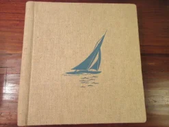 Tradera ÄLDRE ALBUM FÖR KORT/FOTON, PÄRM LINNE MED SEGELBÅT, GÄSTBOK^ Fotoalbum