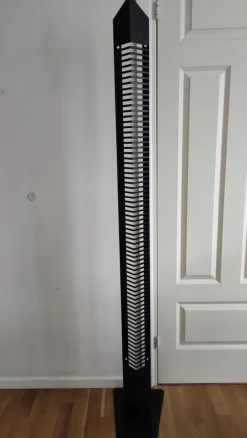 Tradera Äldre CD ställ i metall. Golvmodell^ Musiktillbehör