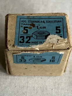 Tradera Äldre mutter ASSA - Oanvända! Byggnadsvård mässing> Skruv, Plugg & Spik