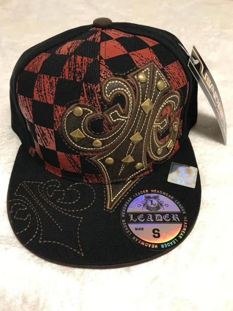 Tradera LEADER Broderi Keps> Huvudbonader