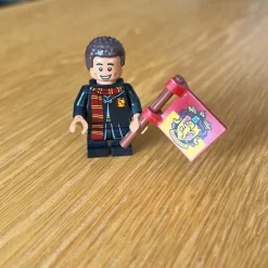 Tradera LEGO från Harry Potter Figur - Gryffindor flagga minifigur> Byggklossar & Lego