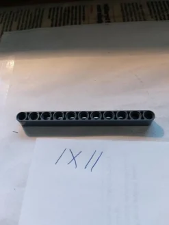 Tradera lego 1x11 liftarm mörkgrå> Byggklossar & Lego
