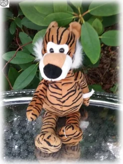 Tradera Lejon mjukdjur kramdjur gosedjur fräsch> Experimentlådor & Vetenskap