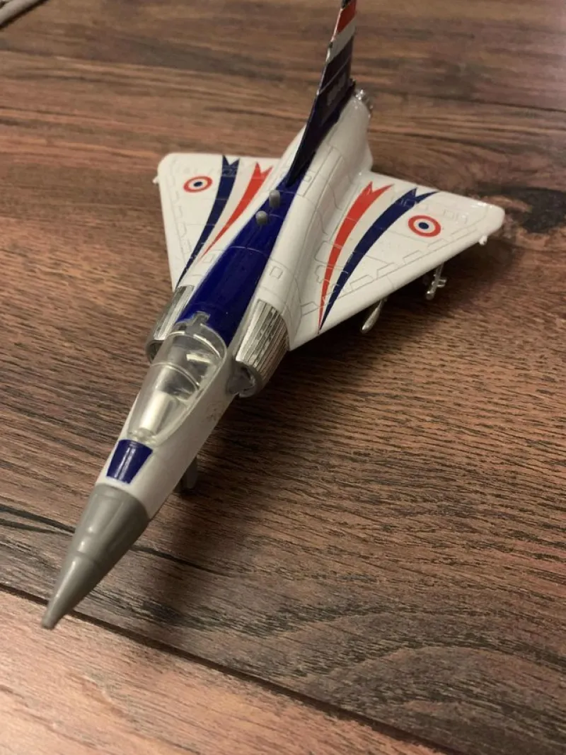 Tradera Leksaksflygplan Mirage 2000^ Flyg
