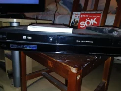 Tradera LG RCT689H Digital & Analog DVD Recorder/VCR Spelare^ Dvd-, Video- & Blurayspelare