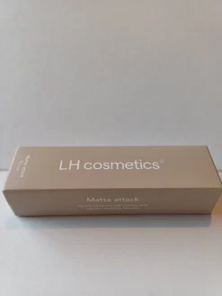 Tradera Smink<LH Cosmetics. Matte Attack - Mattifierande Primer