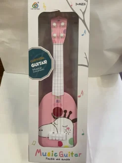 Tradera Lian Can Toys - Rosa Barn Gitarr med Giraffmotiv> Leksaksinstrument