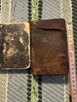 Tradera Lilla Lathund: Handbok att begagna i daglig handel, af P. Engblom> Religion & Livsåskådning