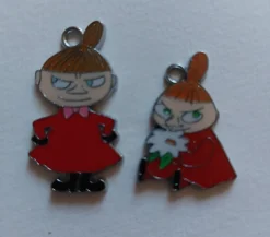 Tradera Smyckestillbehör<Lilla My berlocker efter Tove Jansson böcker.