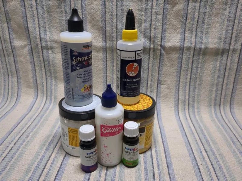 Tradera Lite gott och blandat till pyssel, konstmaterial^ Hobbymaterial