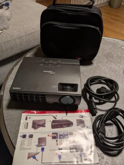 Tradera Liten & kompakt Projektor OPTOMA EX7155E^ Projektorer