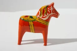 Tradera Liten Dalahäst Rödorange 5cm^ Dalahästar