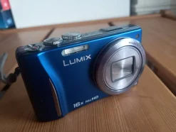 Tradera Liten och smidig digitalkamera. Panasonic Lumix DMC-TZ-20 i mycket bra skick.^ Fotokameror