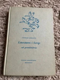 Tradera Litteraturen i Sverige och grannländerna - Gunnar Lokrantz - 1961> Litteraturvetenskap