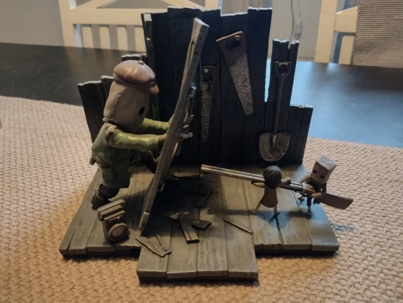 Tradera Övrigt Dator- & Tv-spel<Little Nightmares II - Confronting the Hunter Diorama (574/1999)