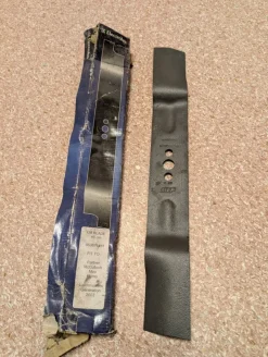 Tradera Trädgårdsmaskiner<LM-blad 46 cm - Passar Partner, McCulloch, MTD, Flymo (953876467)