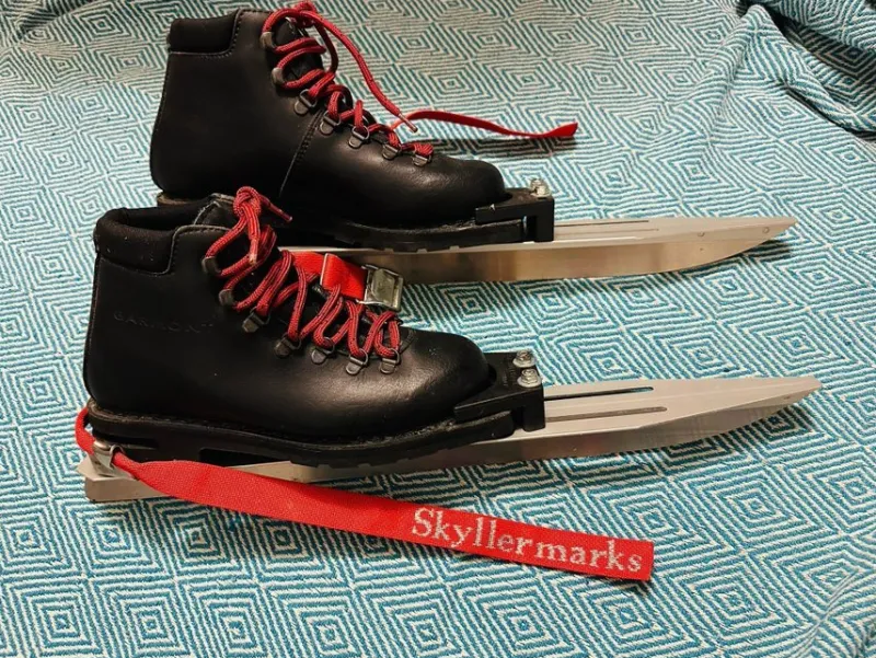 Tradera Långfärdsskridskor<Långfärdsskridskor med turpjäxor stl 38