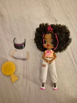 Tradera LOL Surprise OMG Mode Doll - Remix^ Dockor