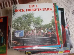 Tradera LP SKIVA MED FOLKETS PARK^ Skivomslag