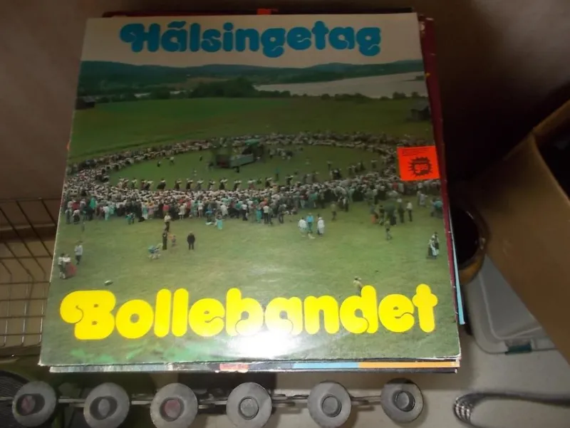 Tradera LP SKIVA MED HÄLSINGETAG BOLLEBANDET^ Skivomslag