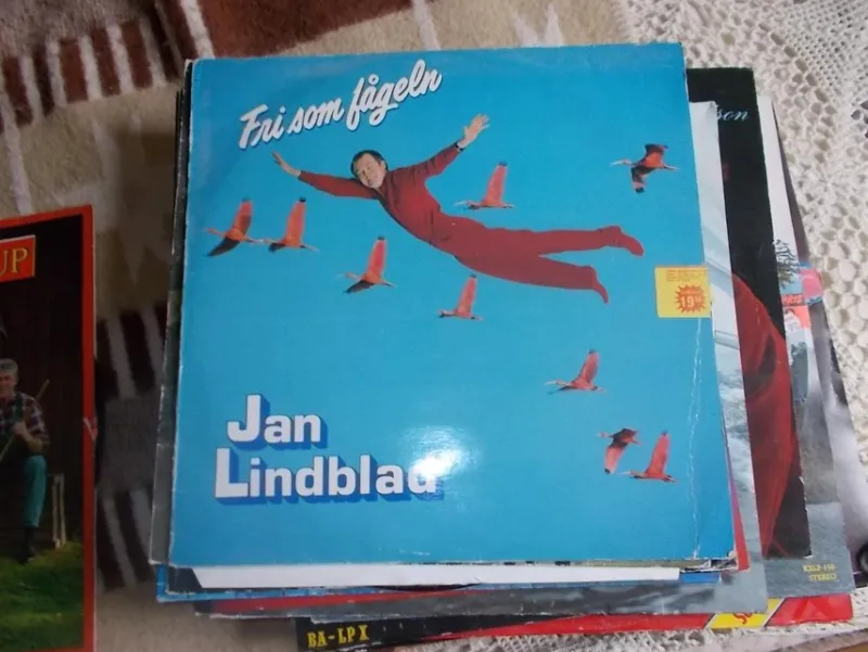 Tradera LP SKIVA MED JAN LINDBLAD FRI SOM FÅGELN^ Skivomslag