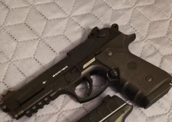 Tradera Skytte<Luftpistol Borner Sport 331