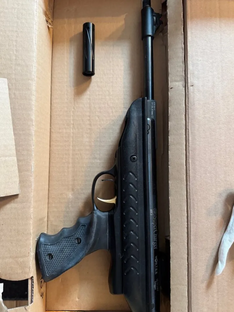 Tradera Skytte<Luftpistol cal .177 4,5 mm fint skick