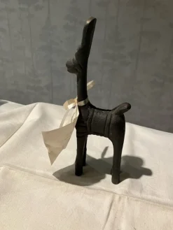 Tradera Lyckohäst från Nepal - Unik handgjord figur i gjutjärn^ Hantverk