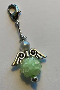 Tradera Smyckestillbehör<Lyckoängel ljusgrön silver