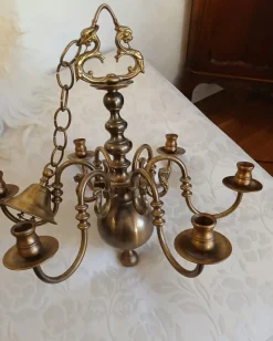 Tradera Lyxig mässing ljuskrona> Tenn & Mässing