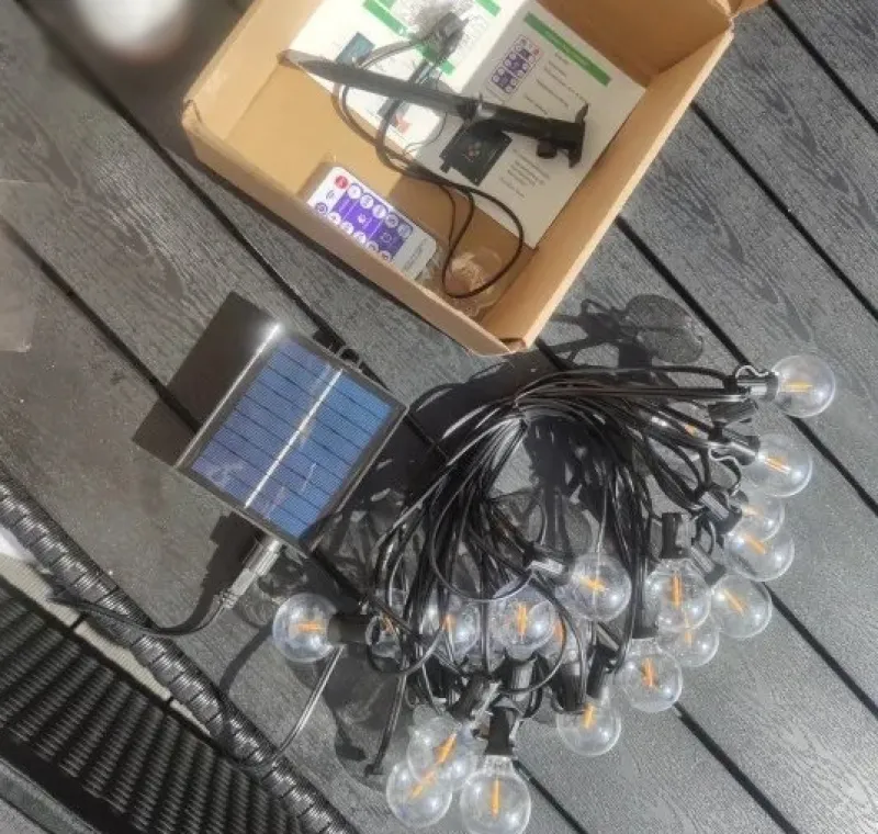 Tradera Trädgårdsdekorationer<10m 20 LEDs utomhus solar ljusslinga med solpanel och fjärrkontroll,99% ny skick