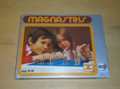 Tradera MAGNASTIKS - the magnetic construction toy - 6-12 år> Magneter