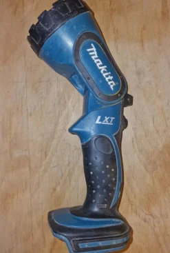 Tradera Makita BML185 18V LXT-lampa> Belysning & Armaturer