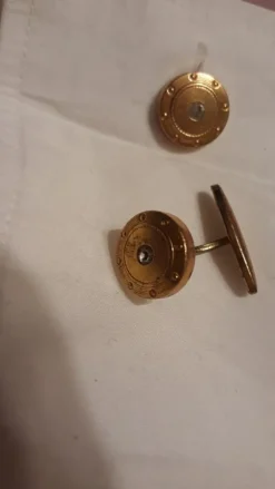 Tradera Övriga Smycken<manschettknappar guldig metall !