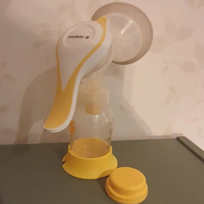 Tradera Manuell Bröstpump Medela> Amning & Graviditet