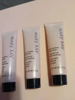 Tradera Ansiktsvård<Mary Kay Extra Emollient Night Cream 11 gr
